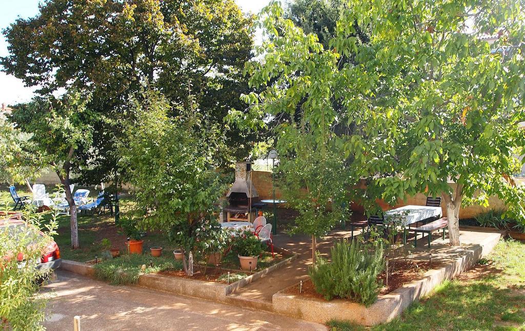 Guesthouse Resan Medulin Exterior foto